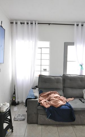 Casa à venda com 255m², 4 quartos e 3 vagasSala 2