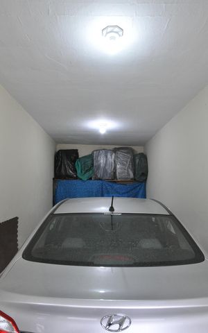 Casa à venda com 255m², 4 quartos e 3 vagasGaragem