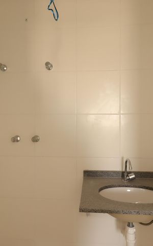 Apartamento à venda com 54m², 2 quartos e 1 vagaBanheiro Social