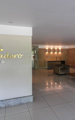 Apartamento para alugar com 198m², 4 quartos e 3 vagas Apartamento para alugar com 198m², 4 quartos e 3 vagasFachada