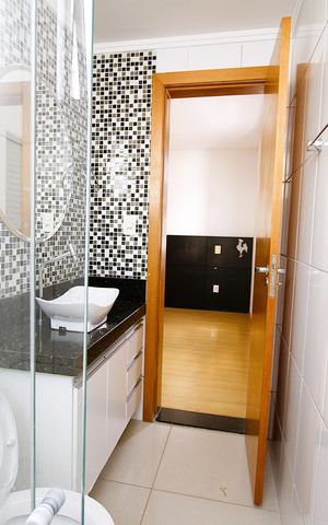 Apartamento à venda com 76m², 3 quartos e 2 vagasBanheiro da Suíte