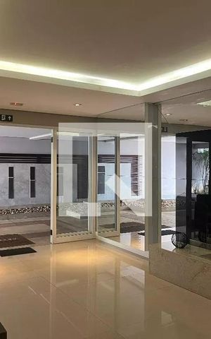 Apartamento à venda com 36m², 1 quarto e 1 vaga Apartamento à venda com 36m², 1 quarto e 1 vagaHall social