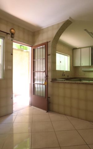 Casa à venda com 160m², 3 quartos e 2 vagasCopa