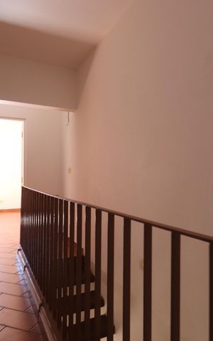 Casa à venda com 160m², 3 quartos e 2 vagasHall dos Quartos