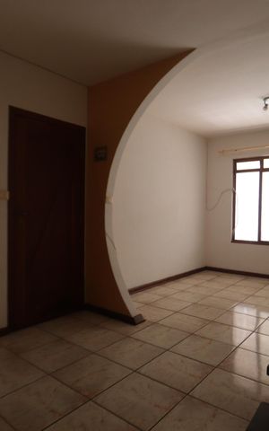 Casa à venda com 160m², 3 quartos e 2 vagasSala