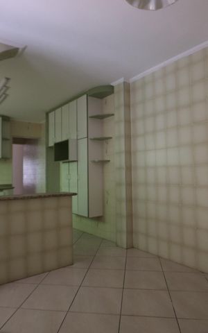 Casa à venda com 160m², 3 quartos e 2 vagasCopa