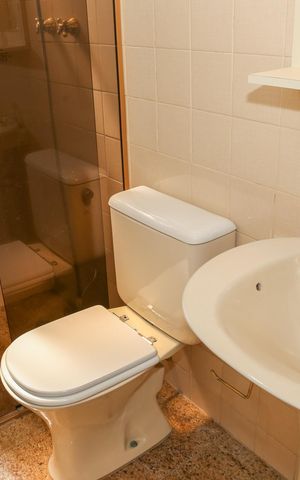 Apartamento para alugar com 100m², 4 quartos e 2 vagas Apartamento para alugar com 100m², 4 quartos e 2 vagasBanheiro Social