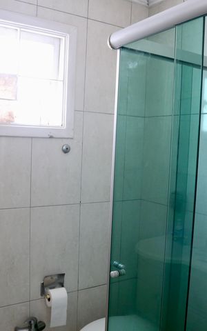 Casa à venda com 250m², 3 quartos e 2 vagas