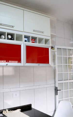 Casa à venda com 250m², 3 quartos e 2 vagas Casa à venda com 250m², 3 quartos e 2 vagasCozinha
