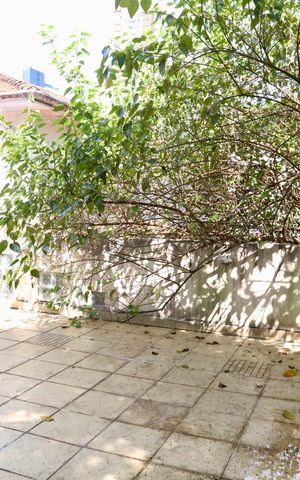 Casa à venda com 250m², 3 quartos e 2 vagas Casa à venda com 250m², 3 quartos e 2 vagasVaranda Quarto 2
