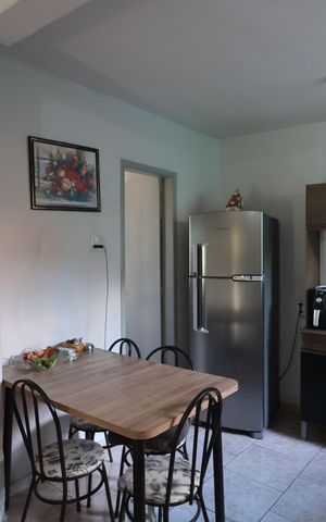 Casa à venda com 90m², 5 quartos e 4 vagasCozinha