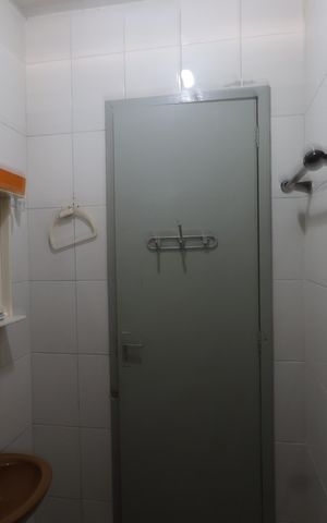 Casa à venda com 90m², 5 quartos e 4 vagasBanheiro 2