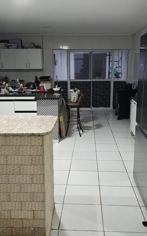 Casa para alugar com 300m², 3 quartos e 4 vagasCozinha