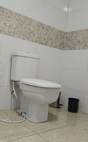 Casa para alugar com 300m², 3 quartos e 4 vagasBanheiro