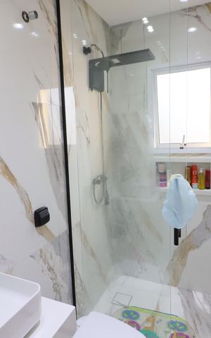 Casa à venda com 226m², 4 quartos e 5 vagasBanheiro da Suíte 1