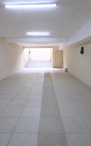 Casa à venda com 226m², 4 quartos e 5 vagasGaragem