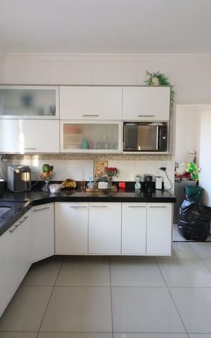 Casa à venda com 226m², 4 quartos e 5 vagasCozinha
