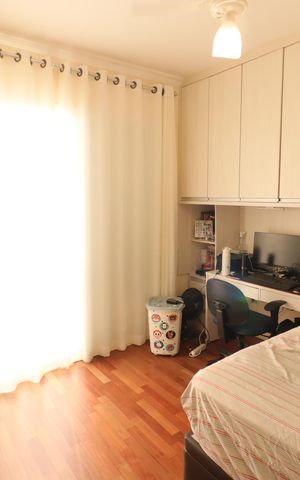Casa à venda com 226m², 4 quartos e 5 vagasSuíte 2
