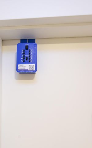 Apartamento à venda com 32m², 2 quartos e sem vaga Apartamento à venda com 32m², 2 quartos e sem vagaEntrada - Lockbox