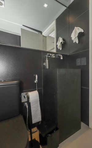 Apartamento à venda com 107m², 2 quartos e 2 vagasBanheiro Social