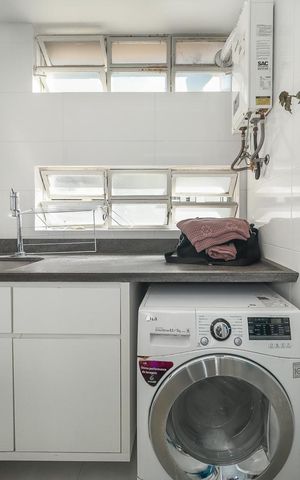 Apartamento à venda com 107m², 2 quartos e 2 vagasÁrea de Serviço