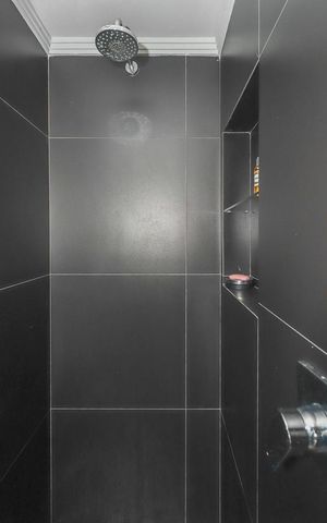 Apartamento à venda com 107m², 2 quartos e 2 vagasBanheiro Social