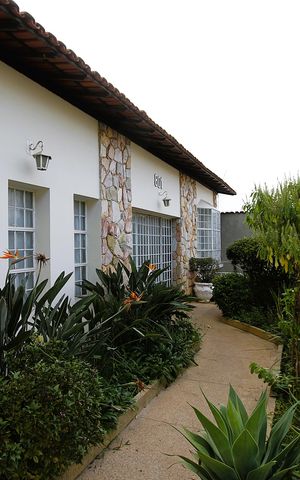 Casa à venda com 400m², 3 quartos e 2 vagasJardim