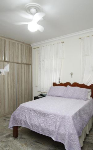 Casa à venda com 400m², 3 quartos e 2 vagasQuarto 3 - Suíte