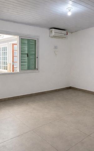 Casa à venda com 252m², 5 quartos e 2 vagas Casa à venda com 252m², 5 quartos e 2 vagasQuarto 2