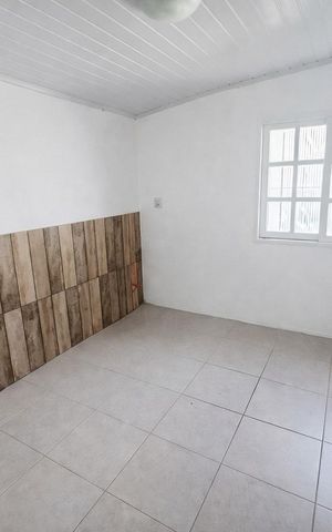 Casa à venda com 252m², 5 quartos e 2 vagas Casa à venda com 252m², 5 quartos e 2 vagasQuarto 5