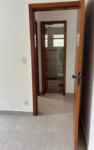 Casa à venda com 252m², 5 quartos e 2 vagas