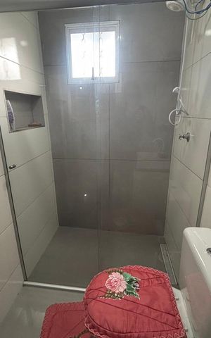 Casa à venda com 138m², 2 quartos e 1 vaga Casa à venda com 138m², 2 quartos e 1 vagaBanheiro social