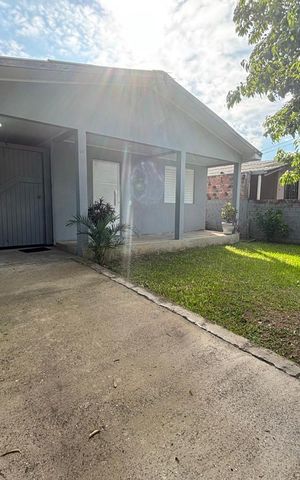 Casa à venda com 138m², 2 quartos e 1 vaga Casa à venda com 138m², 2 quartos e 1 vagaÁrea comum