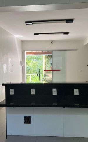 Casa para alugar com 720m², 7 quartos e 8 vagasCozinha