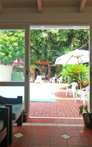 Casa à venda com 242m², 4 quartos e 3 vagas