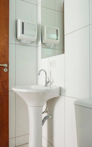 Apartamento para alugar com 75m², 2 quartos e sem vagaBanheiro da suíte