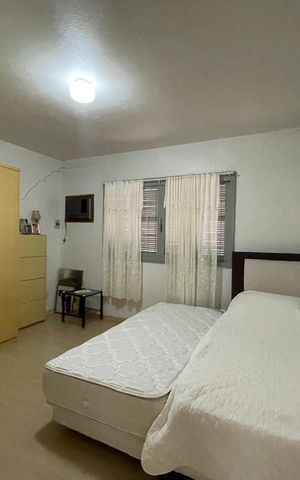 Casa à venda com 164m², 3 quartos e 2 vagas