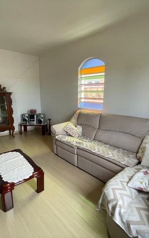 Casa à venda com 164m², 3 quartos e 2 vagas
