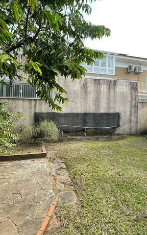 Casa à venda com 164m², 3 quartos e 2 vagas