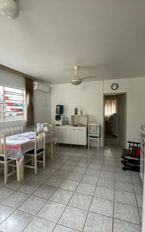 Casa à venda com 164m², 3 quartos e 2 vagas