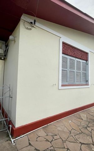 Casa à venda com 164m², 3 quartos e 2 vagas