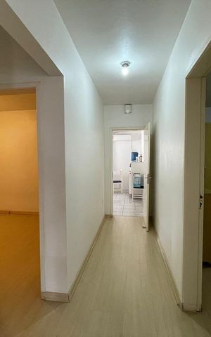 Casa à venda com 164m², 3 quartos e 2 vagas