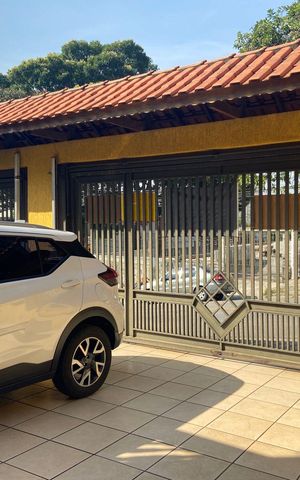 Casa à venda com 400m², 4 quartos e sem vaga Casa à venda com 400m², 4 quartos e sem vagaGaragem