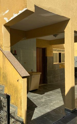 Casa à venda com 400m², 4 quartos e sem vaga Casa à venda com 400m², 4 quartos e sem vagaÁrea externa