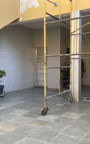 Casa à venda com 400m², 4 quartos e sem vaga Casa à venda com 400m², 4 quartos e sem vagaÁrea de Serviço 2