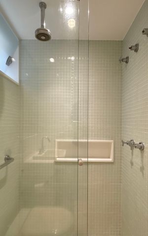 Apartamento à venda com 134m², 3 quartos e 1 vaga Apartamento à venda com 134m², 3 quartos e 1 vagaBanheiro social