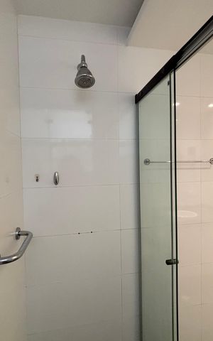 Apartamento à venda com 134m², 3 quartos e 1 vaga Apartamento à venda com 134m², 3 quartos e 1 vagaSuíte - banheiro