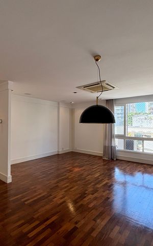 Apartamento à venda com 134m², 3 quartos e 1 vaga Apartamento à venda com 134m², 3 quartos e 1 vagaSala