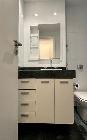 Apartamento à venda com 134m², 3 quartos e 1 vaga Apartamento à venda com 134m², 3 quartos e 1 vagaSuíte - banheiro