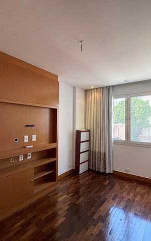 Apartamento à venda com 134m², 3 quartos e 1 vaga Apartamento à venda com 134m², 3 quartos e 1 vagaSuíte